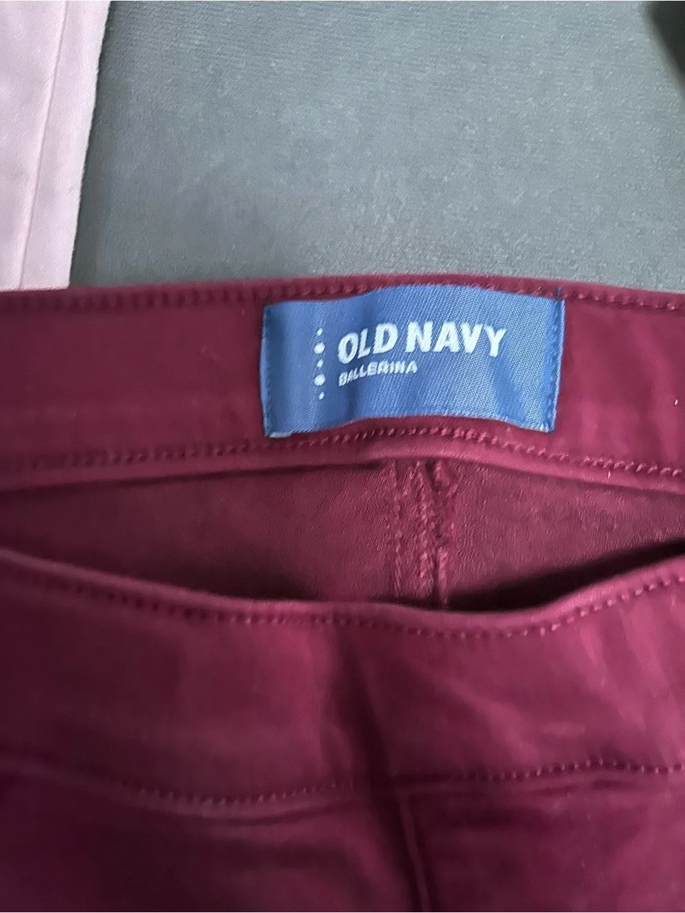 Old Navy Three-Pair Ballerina 🩰 Skinny Jeans in Pink, Burgundy & Yellow